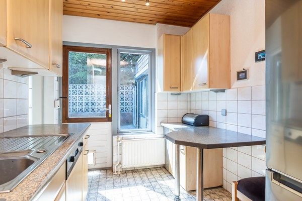 Foto - Te koop: Semi bungalow met veel woonoppervlakte gelegen in Haanrade